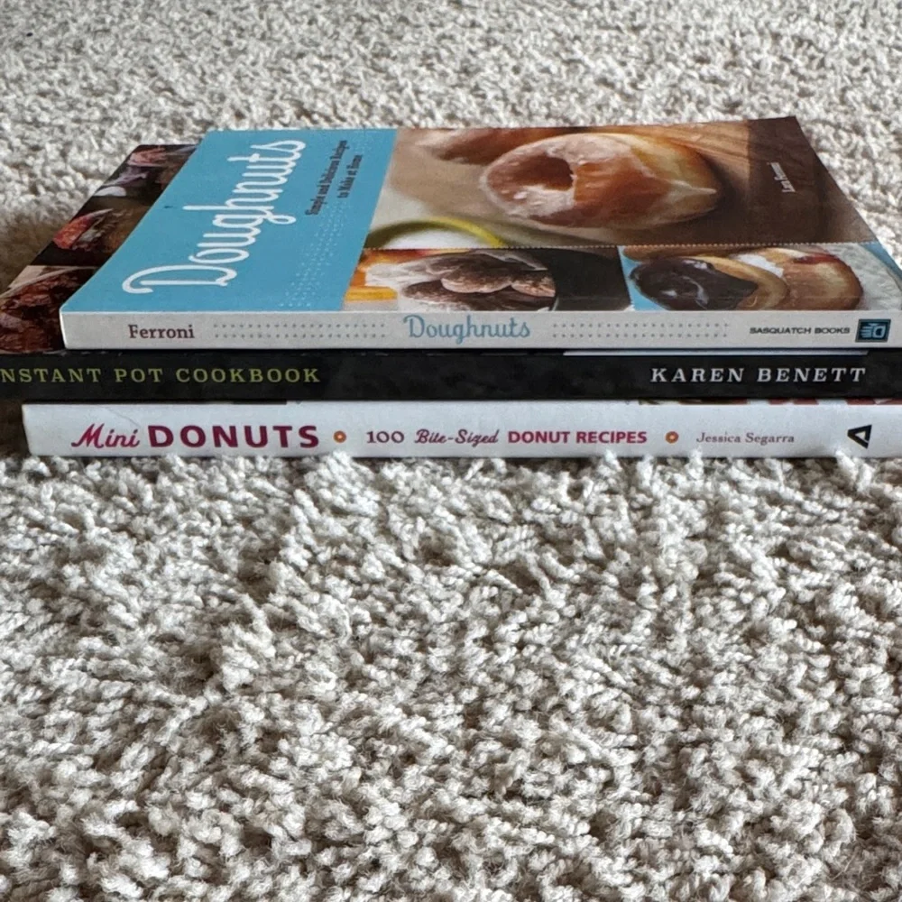 Assorted Cookbook collection - Doughnuts and Instant Pot